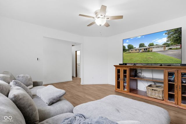 6206 Catalina Drive, Indianapolis, IN 46259