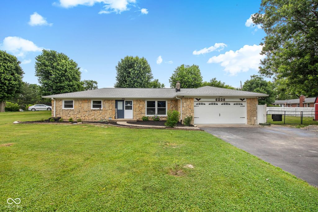 6206 Catalina Drive, Indianapolis, IN 46259