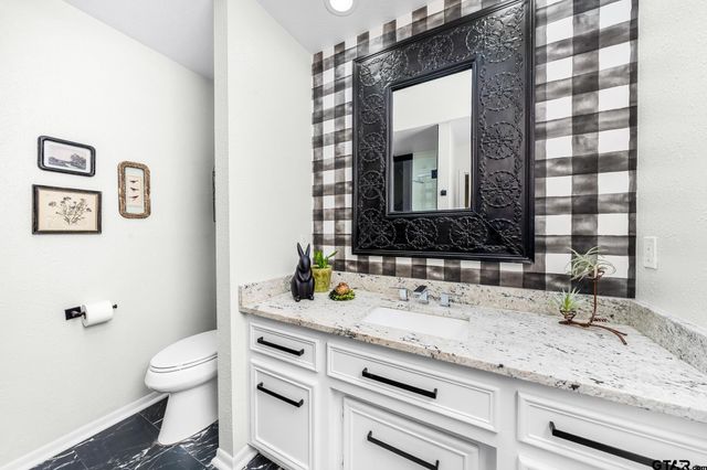 822 Ashford Court, Tyler, TX 75703