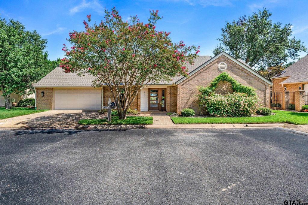 822 Ashford Court, Tyler, TX 75703