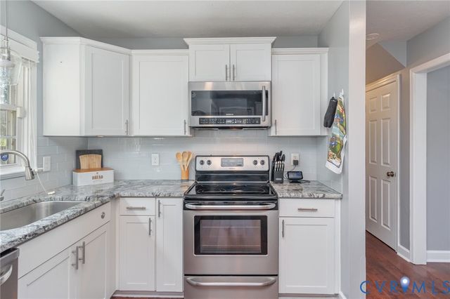 7106 Ann Cabell Ct, Hanover, VA 23111