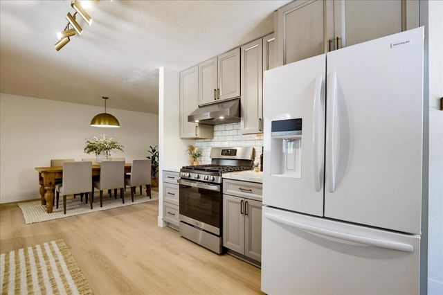 14001 Wheeler Acres Rd, Grass Valley, CA 95949