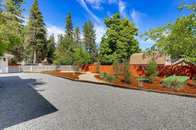 14001 Wheeler Acres Rd, Grass Valley, CA 95949