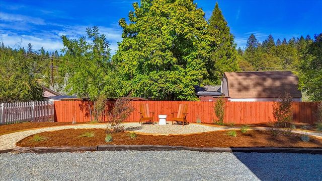 14001 Wheeler Acres Rd, Grass Valley, CA 95949