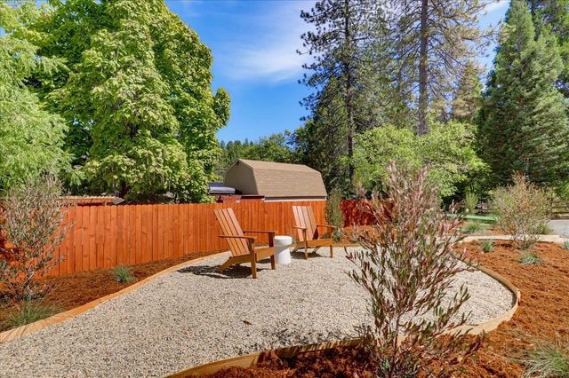 14001 Wheeler Acres Rd, Grass Valley, CA 95949