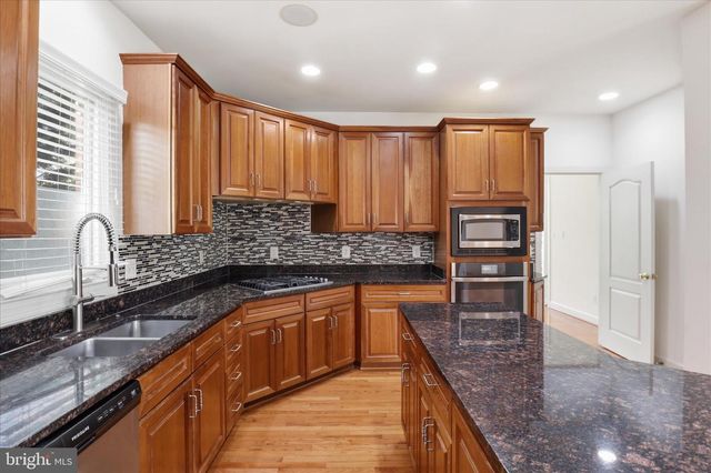 23059 BRONSTEIN LN, Brambleton, VA 20148
