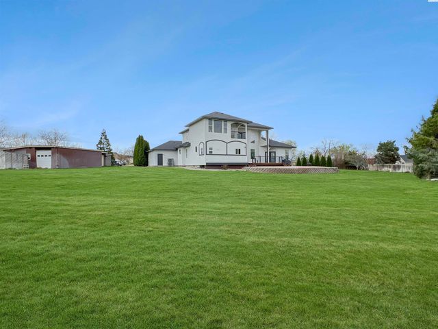 211028 E Terril Rd, Kennewick, WA 99337