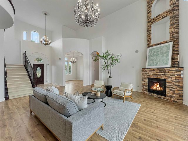 211028 E Terril Rd, Kennewick, WA 99337