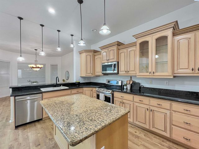 211028 E Terril Rd, Kennewick, WA 99337