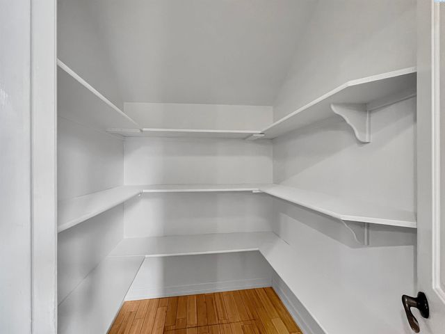 211028 E Terril Rd, Kennewick, WA 99337