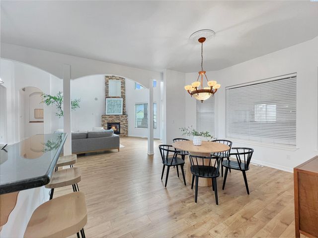 211028 E Terril Rd, Kennewick, WA 99337