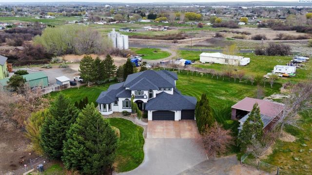 211028 E Terril Rd, Kennewick, WA 99337