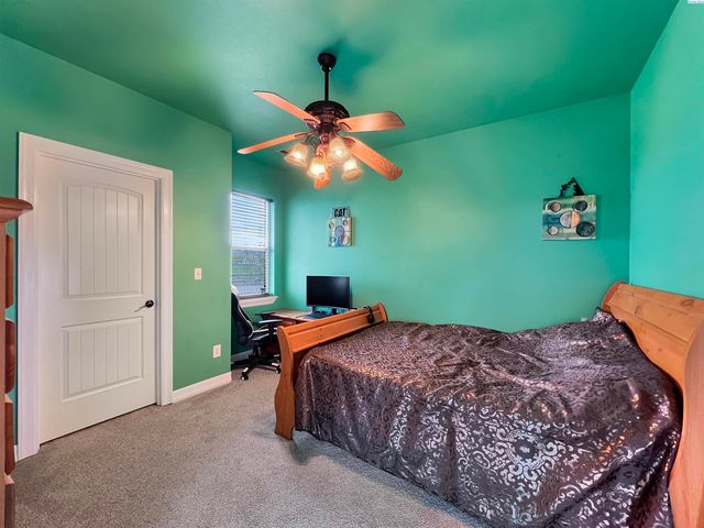 211028 E Terril Rd, Kennewick, WA 99337