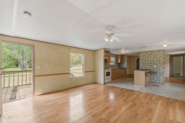 225 Carpenters Chapel Road, Mosheim, TN 37818