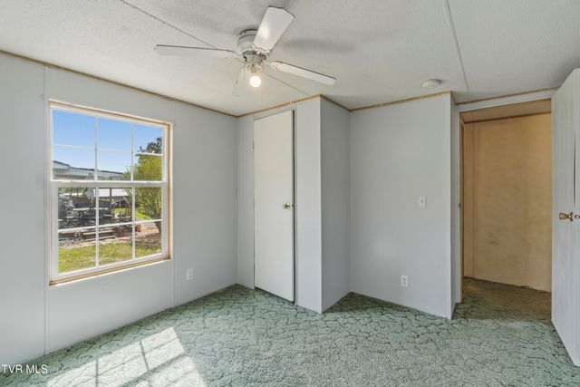 225 Carpenters Chapel Road, Mosheim, TN 37818