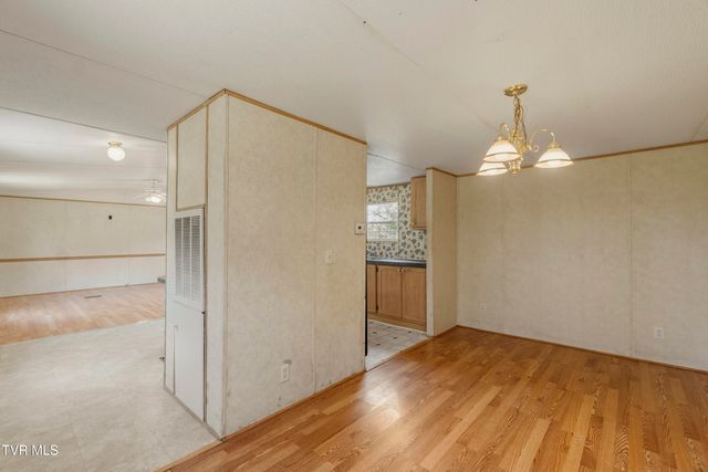 225 Carpenters Chapel Road, Mosheim, TN 37818