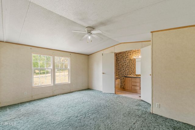 225 Carpenters Chapel Road, Mosheim, TN 37818