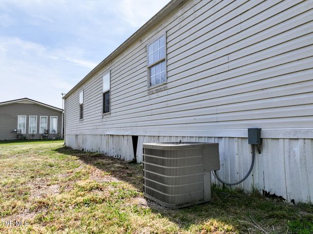 225 Carpenters Chapel Road, Mosheim, TN 37818