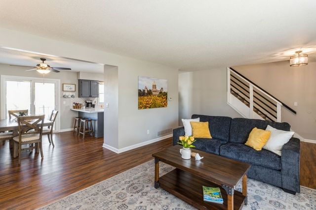 116 S 50th Court, West Des Moines, IA 50265