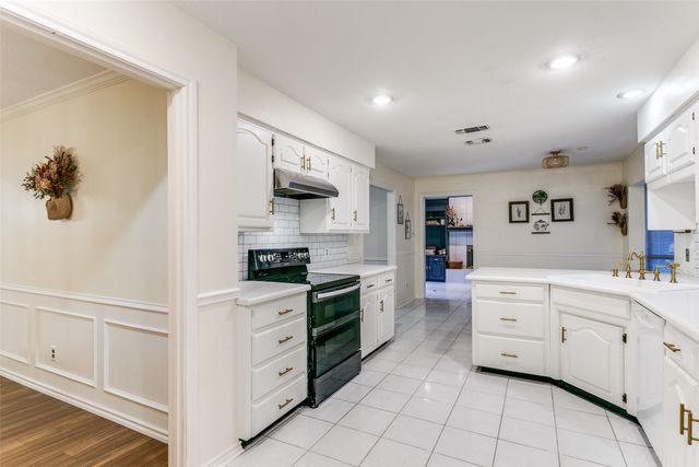 3600 Teal Lane, Bedford, TX 76021