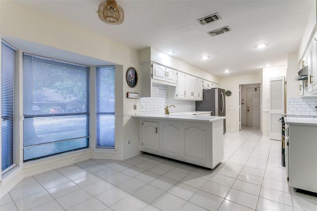 3600 Teal Lane, Bedford, TX 76021