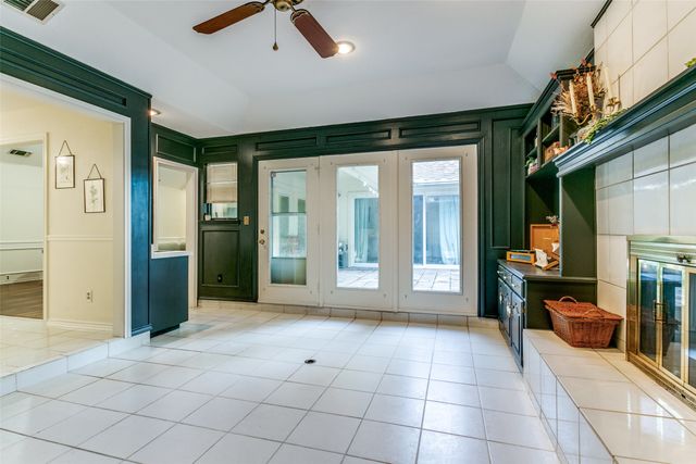 3600 Teal Lane, Bedford, TX 76021