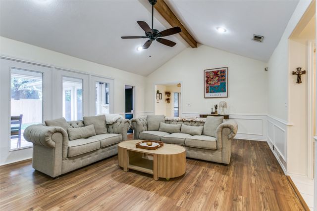 3600 Teal Lane, Bedford, TX 76021