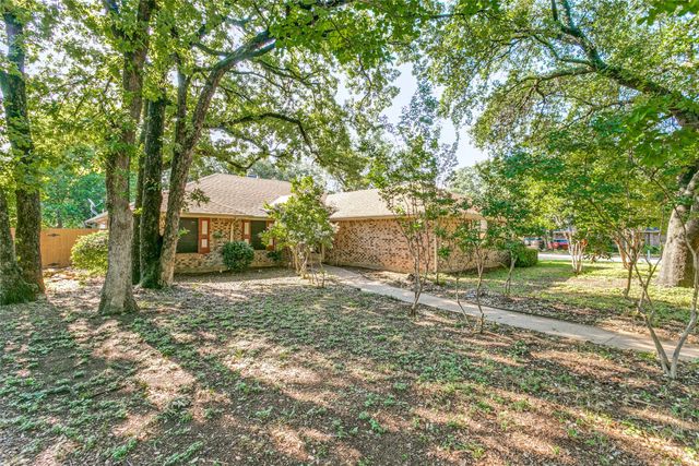 3600 Teal Lane, Bedford, TX 76021