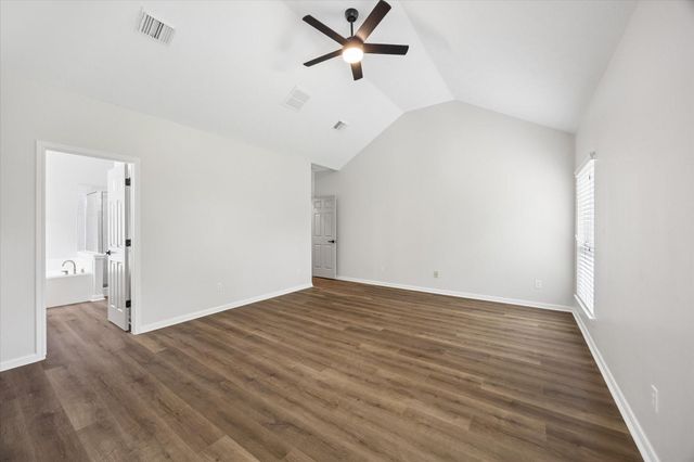 9127 Stoneleigh Drive, Sugar Land, TX 77479