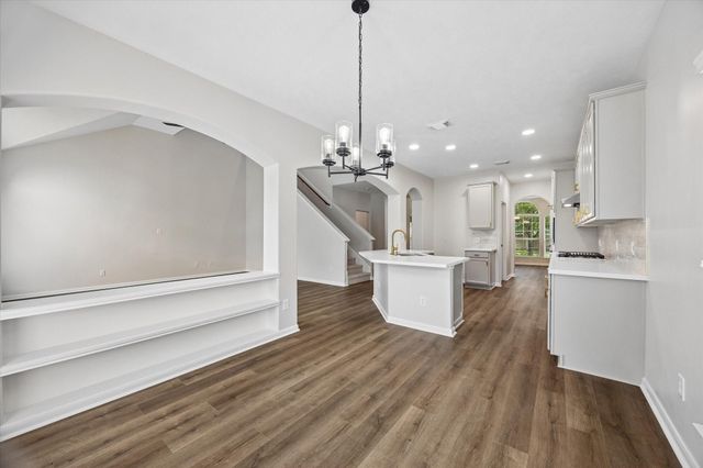 9127 Stoneleigh Drive, Sugar Land, TX 77479