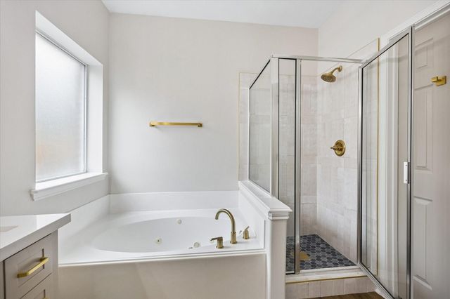 9127 Stoneleigh Drive, Sugar Land, TX 77479