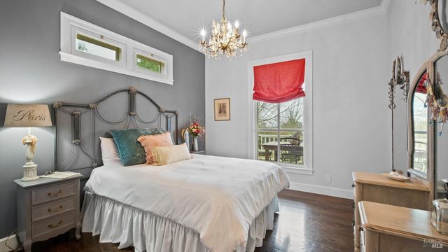 1170 Bayview Ave, Napa, CA 94559