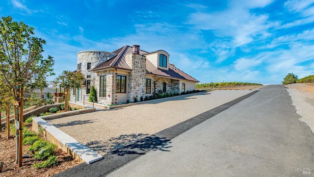 1170 Bayview Ave, Napa, CA 94559