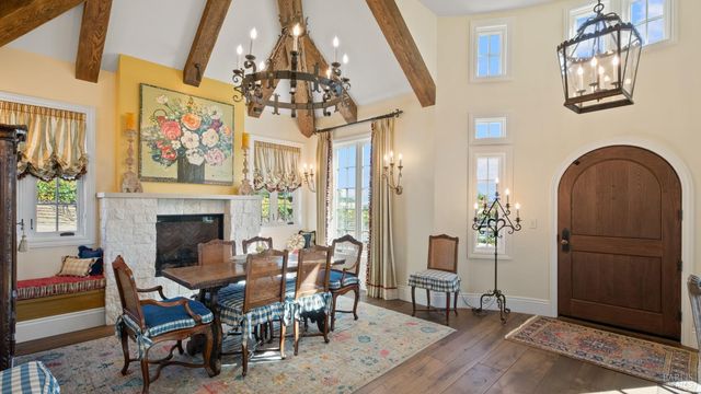 1170 Bayview Ave, Napa, CA 94559