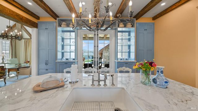 1170 Bayview Ave, Napa, CA 94559