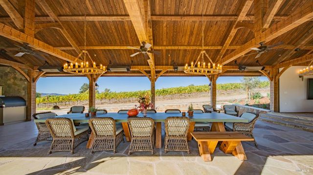 1170 Bayview Ave, Napa, CA 94559