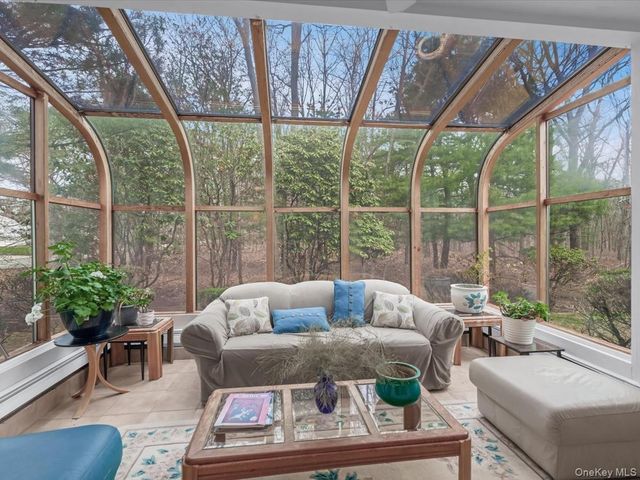 21 Linden Avenue, Kings Park, NY 11754