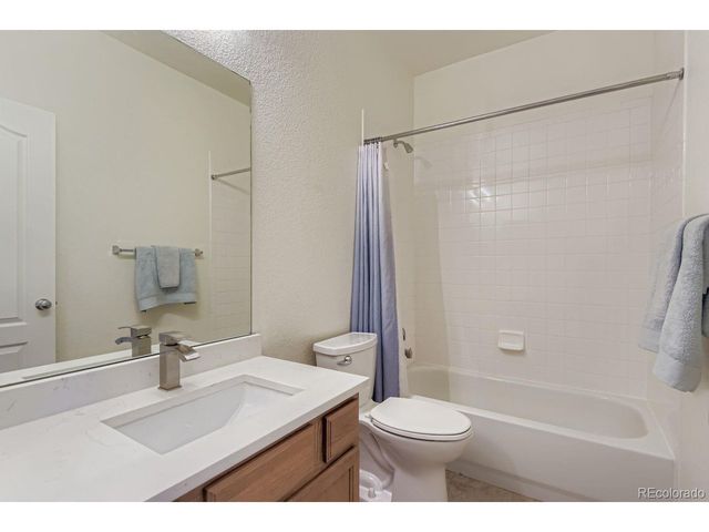 3768 S Dallas St, Aurora, CO 80014