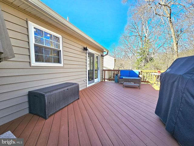 11930 COTTON MILL DR, Woodbridge, VA 22192