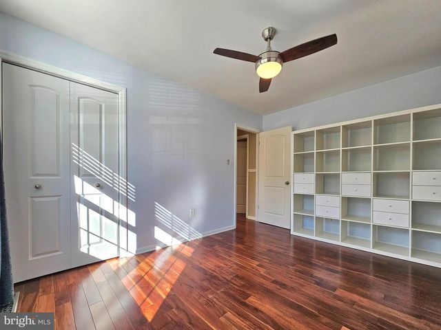 11930 COTTON MILL DR, Woodbridge, VA 22192