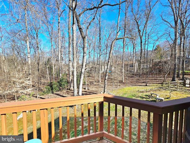 11930 COTTON MILL DR, Woodbridge, VA 22192