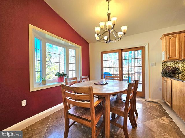 11930 COTTON MILL DR, Woodbridge, VA 22192