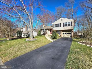 11930 COTTON MILL DR, Woodbridge, VA 22192