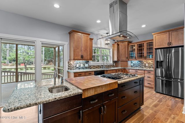 50 Dundee Road, Pinehurst, NC 28374