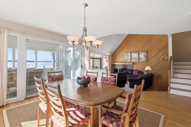 9 Starboard Ln Unit 1, Moultonborough, NH 03254