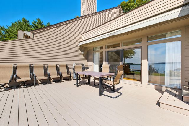 9 Starboard Ln Unit 1, Moultonborough, NH 03254