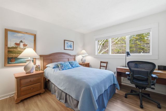 9 Starboard Ln Unit 1, Moultonborough, NH 03254