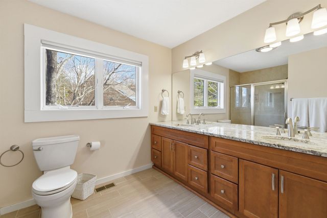 9 Starboard Ln Unit 1, Moultonborough, NH 03254