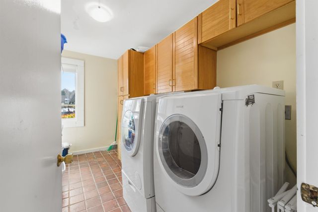 9 Starboard Ln Unit 1, Moultonborough, NH 03254