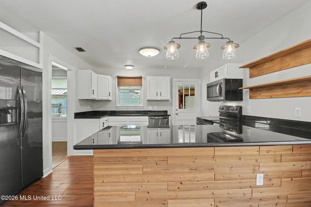 46 36th Street, Gulfport, MS 39507